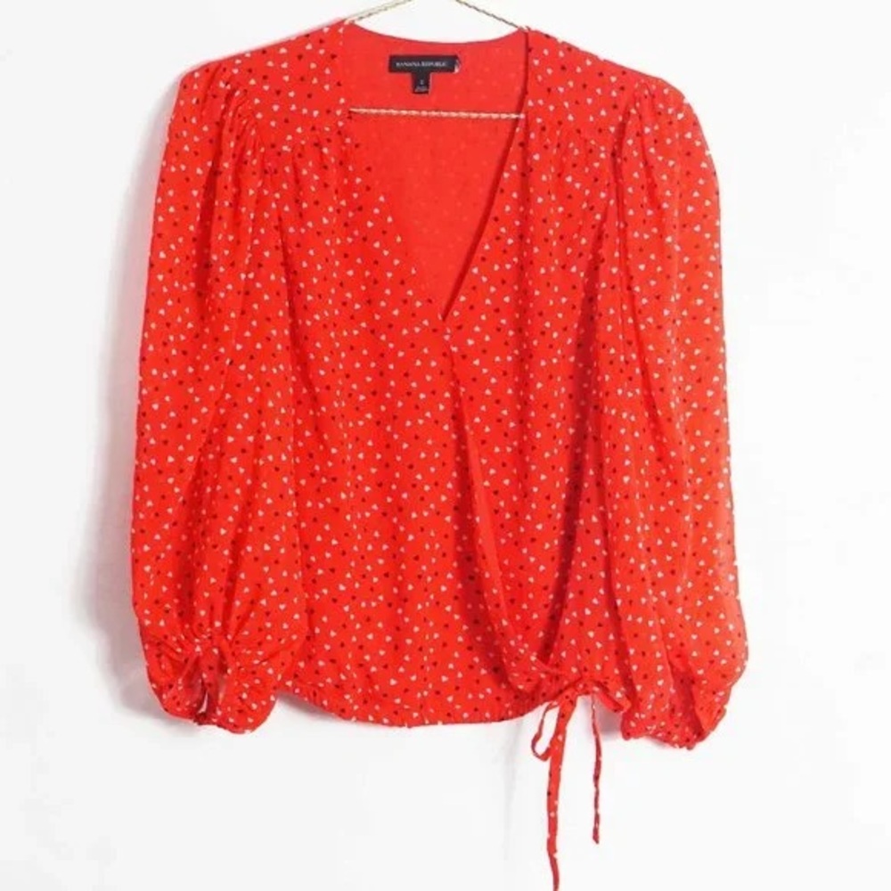 Banana Republic Heart Print Surplice Blouse in Red XS